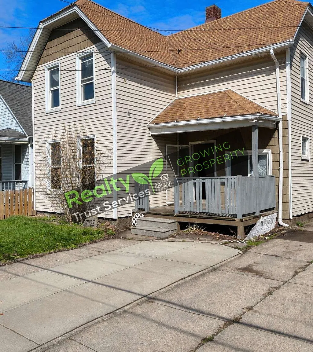 7425 Harvard Avenue Cleveland OH 44105 - 7425 Harvard Avenue — Photo 2