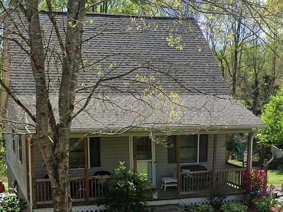 2nd image of 276 Plaza Dr