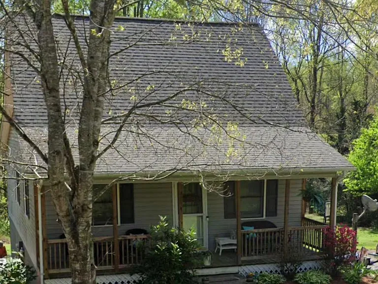 276 Plaza Dr — Photo 2