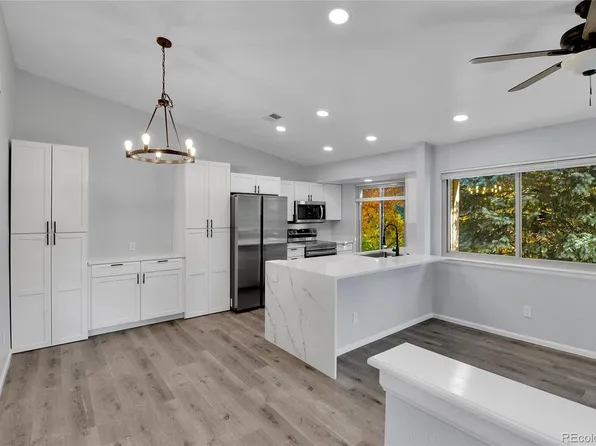 1111 S Garrison Street #204, Lakewood, CO 80232