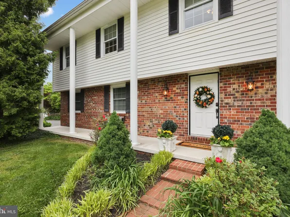 1307 Brook Meadow Dr, Towson, MD 21286