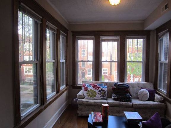 3rd image of 6446 N Greenview Ave APT 2