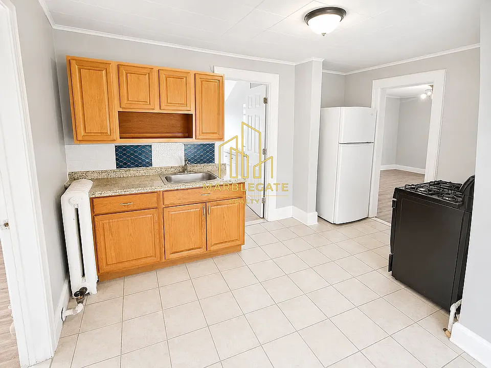 117 4th Ave #33