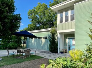 303 SE B St, Bentonville, AR 72712