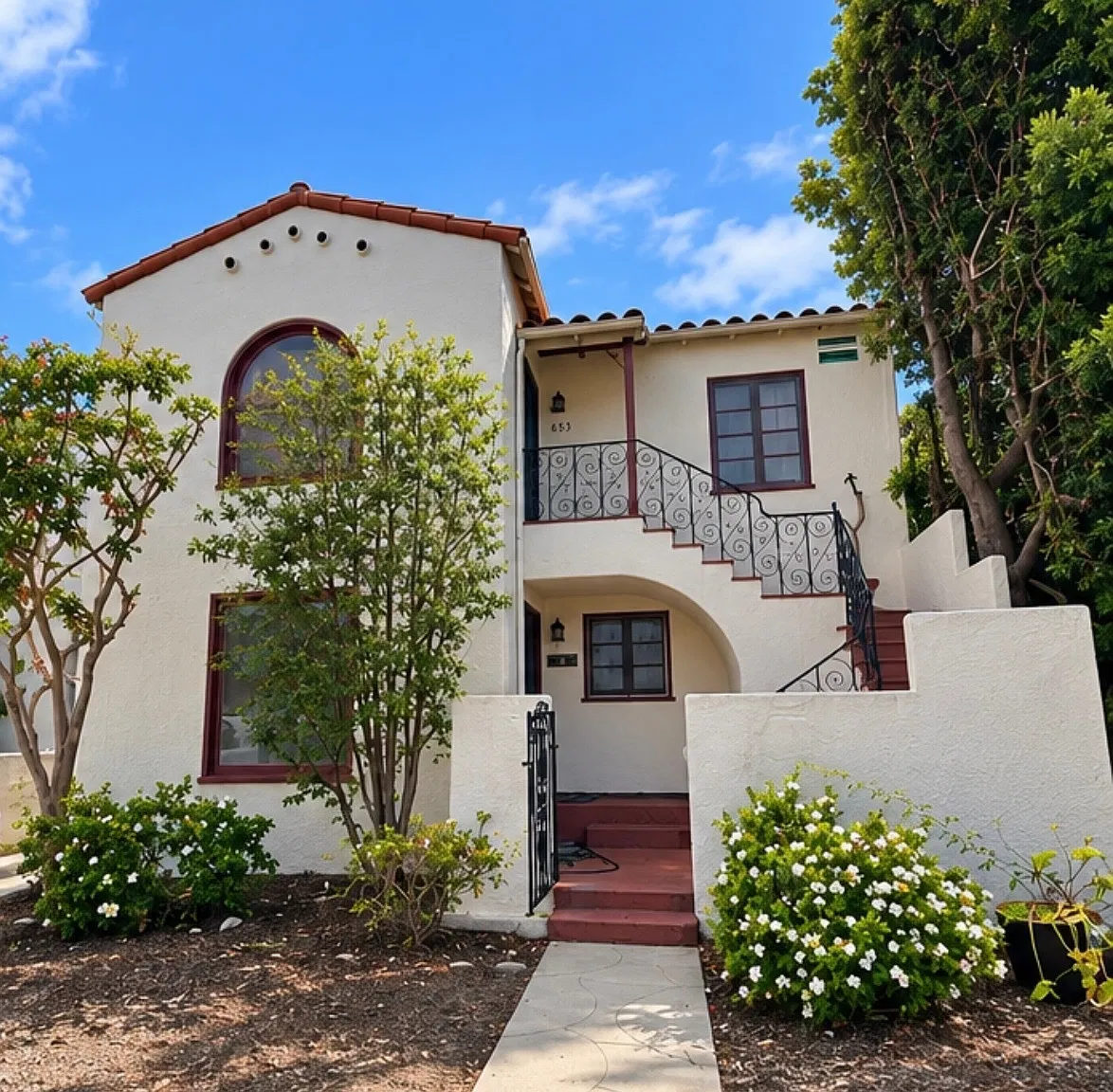 2 bed, 1250 sqft, $3,850 — Photo 1