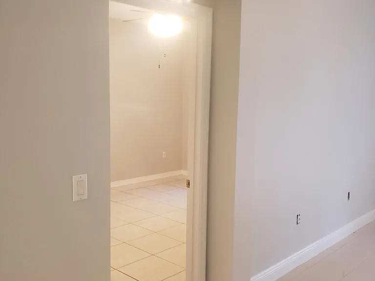 9967 Shadow Creek Dr — Photo 16