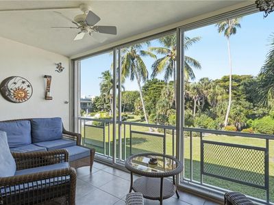 215 Cypress WAY E #D8, Naples, FL, 34110