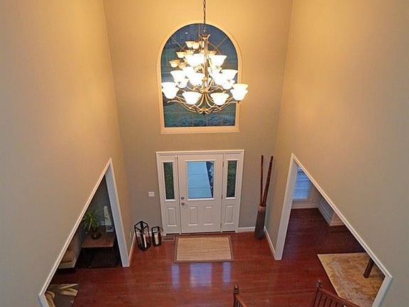 2nd image of 3774 Brookfield Pl