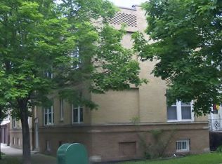 2855 W Grace St, Chicago, IL 60618