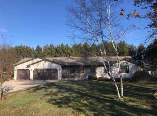 4820 River Dr, Plover, WI 54467