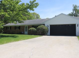 3721 Heatherbrook Dr, Toledo, OH 43614