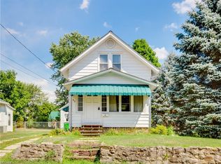 83 29th St NW, Barberton, OH 44203