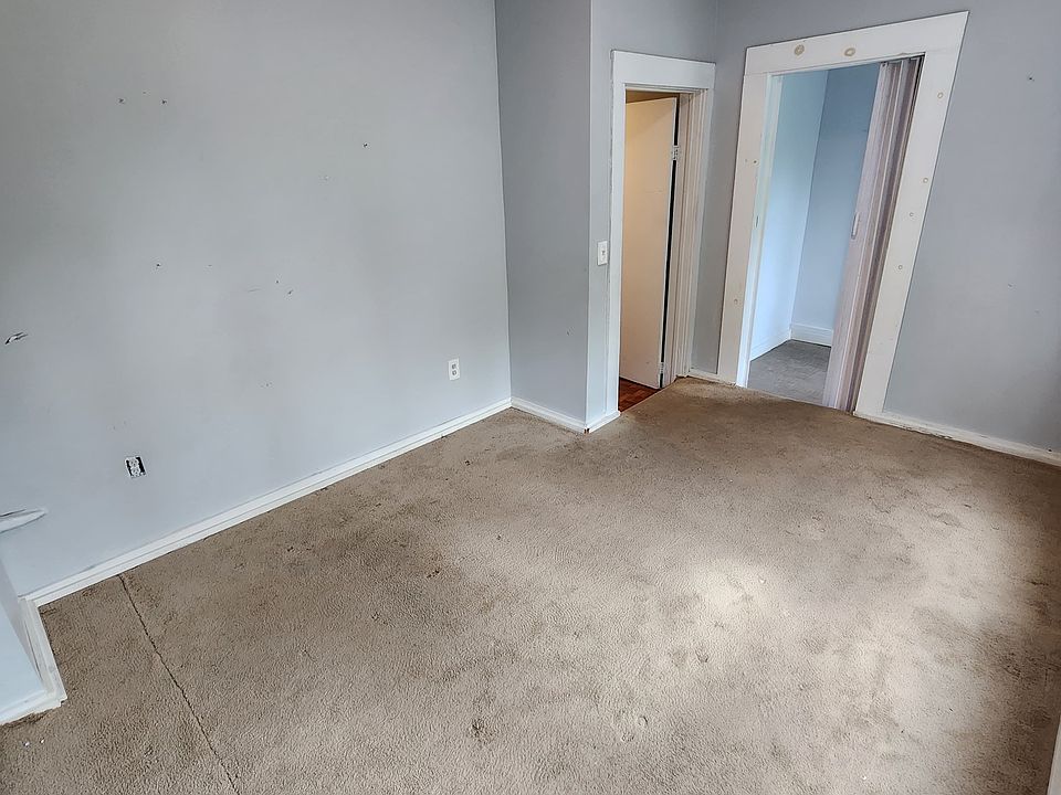 1st image of 70 Champlin Ave #2