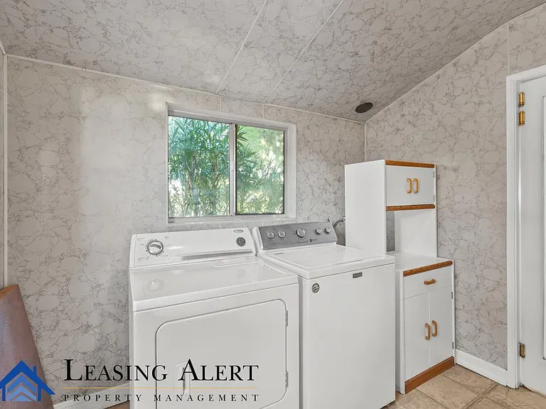 3305 W Avenue L8 — Photo 16
