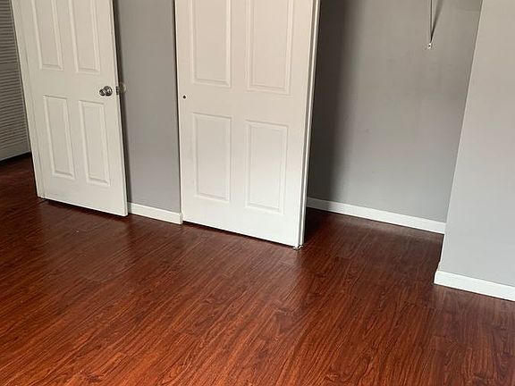 4th image of 5977 Julian Ave #5