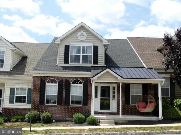 2150 Hidden Meadows Ave, Pennsburg, PA 18073