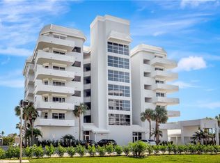 9790 Gulf Shore Dr APT 504, Naples, FL 34108