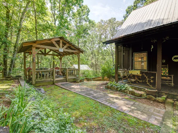 230 Skyview Dr, Clarkesville, GA 30523