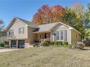 3621 SW 10th Street Ter, Blue Springs, MO 64015