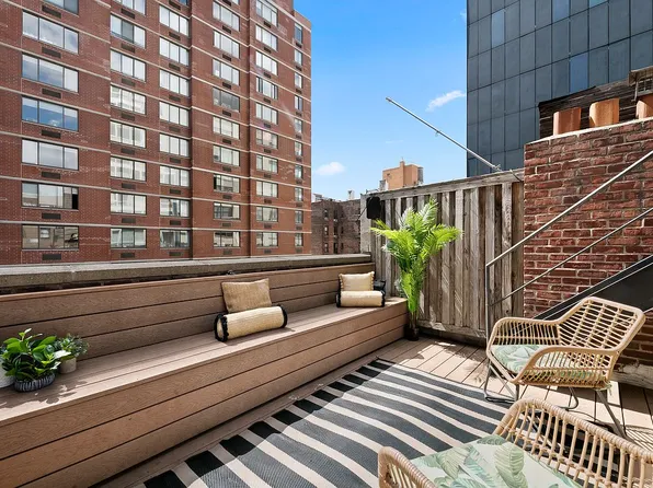 237 W 19th St APT B, New York, NY 10011