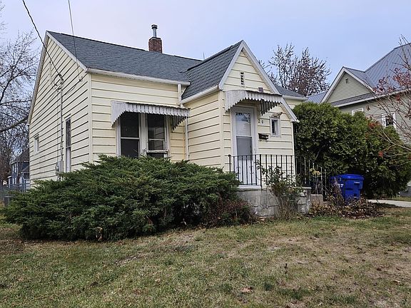 2nd image of 29 2nd St NW