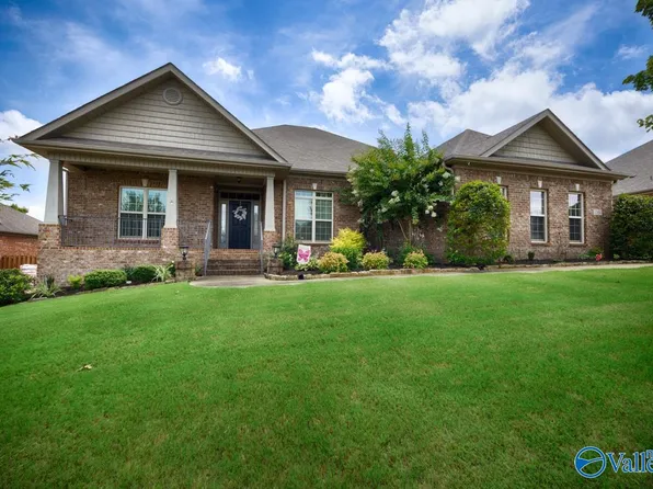 7566 Crestridge Dr, Owens X Rds, AL 35763