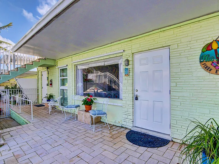 5019 N Ocean Blvd #1 — Photo 13