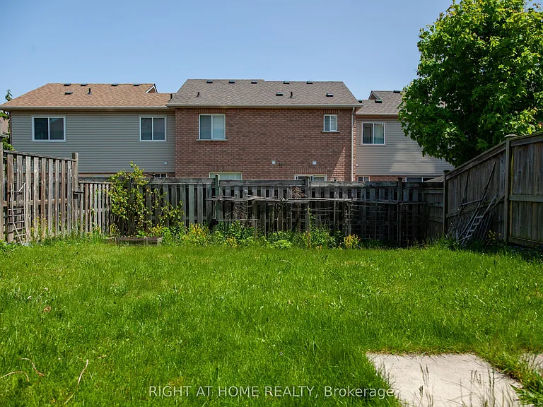 68 Trevino Cir — Photo 12