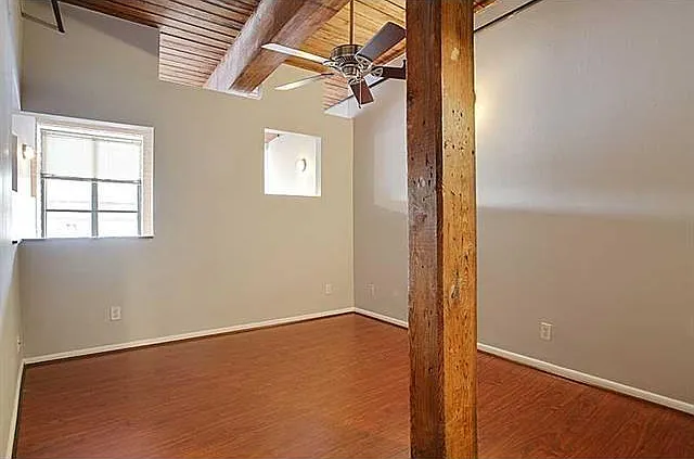 402 Julia St #205 — Photo 8
