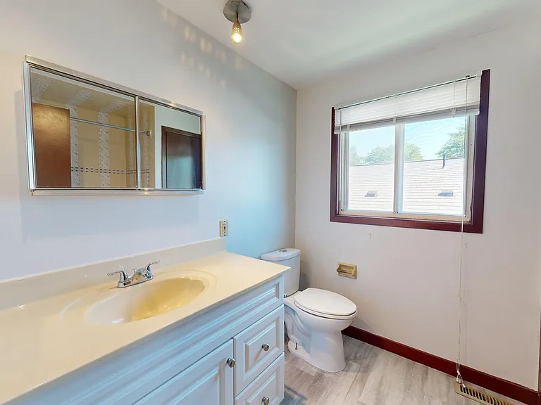 260 Taylor St — Photo 4