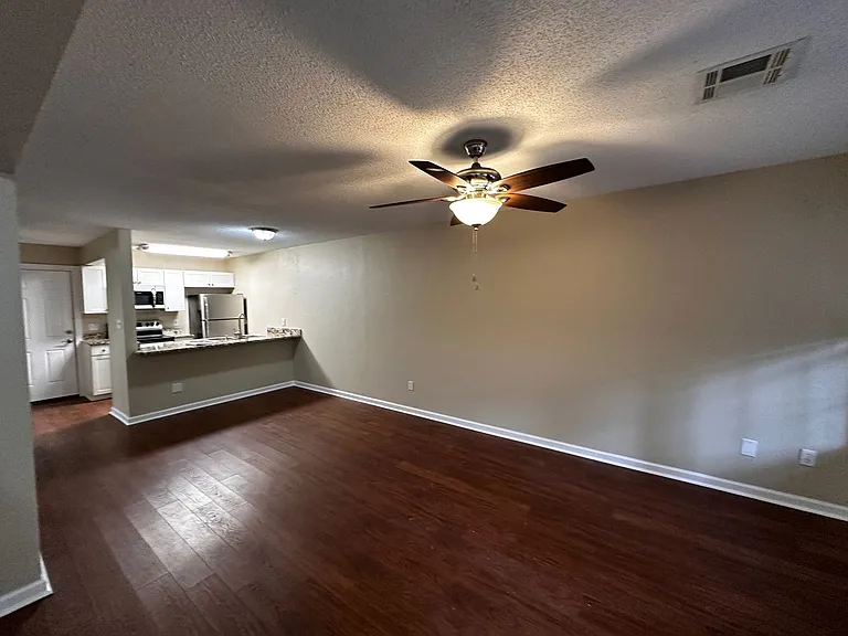 797 Timberway Ct — Photo 5