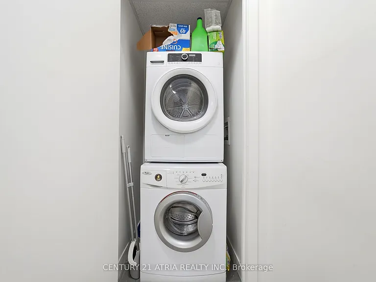 128 King St N #1003 — Photo 24
