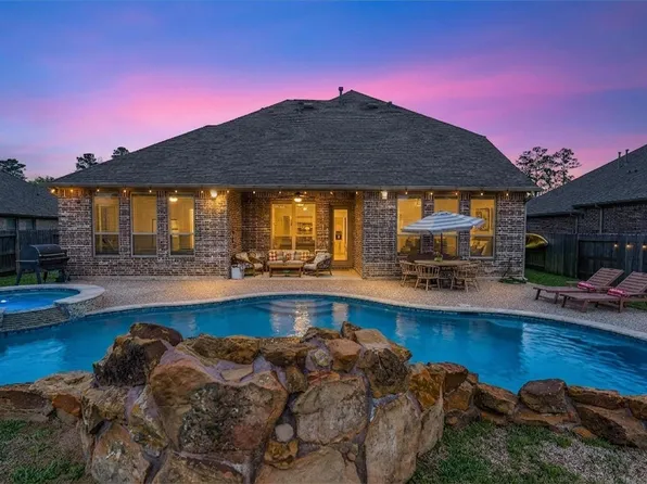 18815 Tindarey Birch Ln, New Caney, TX 77357