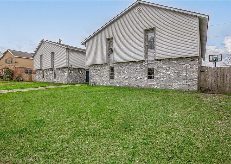 1st image of 56 Brandon Hall Dr