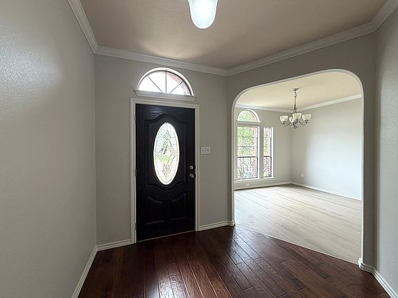 3rd image of 2105 Laurel Forest Dr