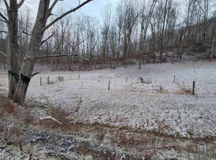 Wood Crest Rd, Weston, WV 26452