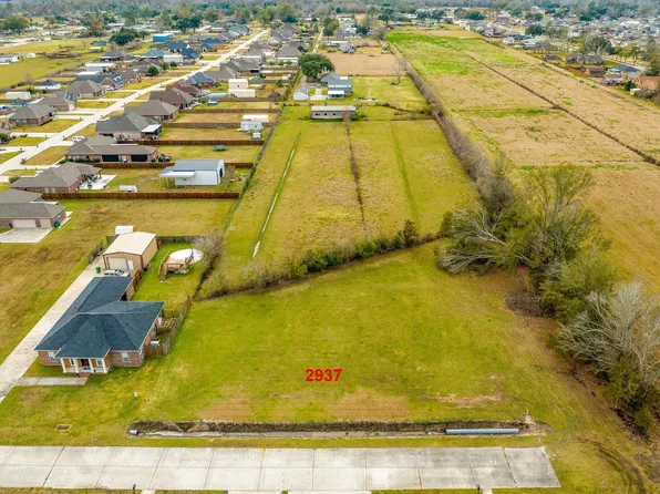 2937 Kiwi Ave, Gray, LA 70359