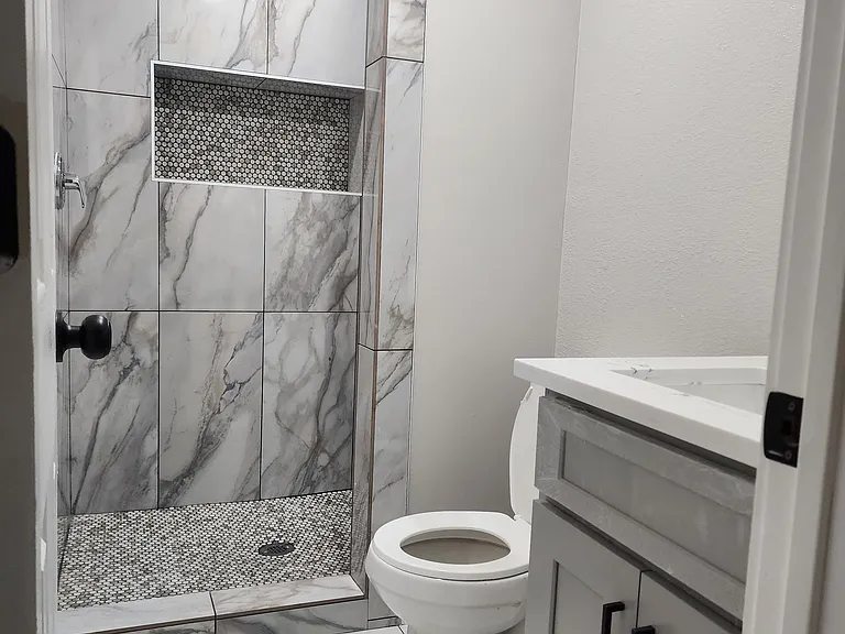 2819 Ellington St — Photo 3