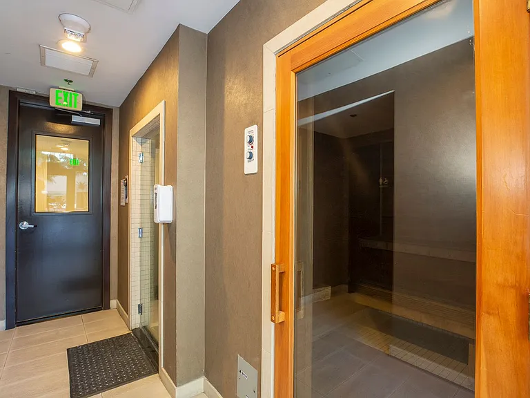 550 Front St #907 — Photo 44