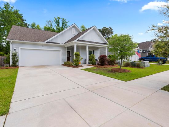 1513 Thin Pine Dr, Johns Island, SC 29455