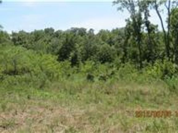 4th image of 16 Creekmore Ln