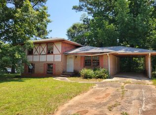 1816 Hallmark Dr, Griffin, GA 30223