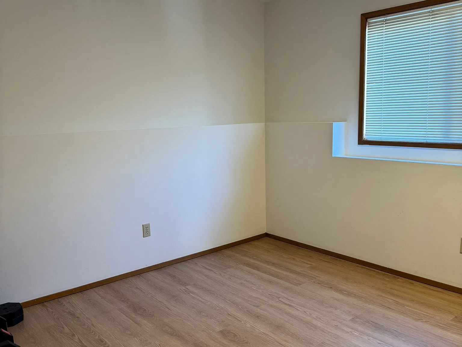 3 bed, 900 sqft, $2,600 — Photo 1