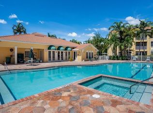 4680 Saint Croix Ln APT 523, Naples, FL 34109