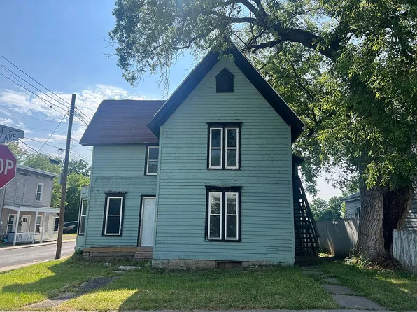 31 Derby Ave, Auburn, NY 13021