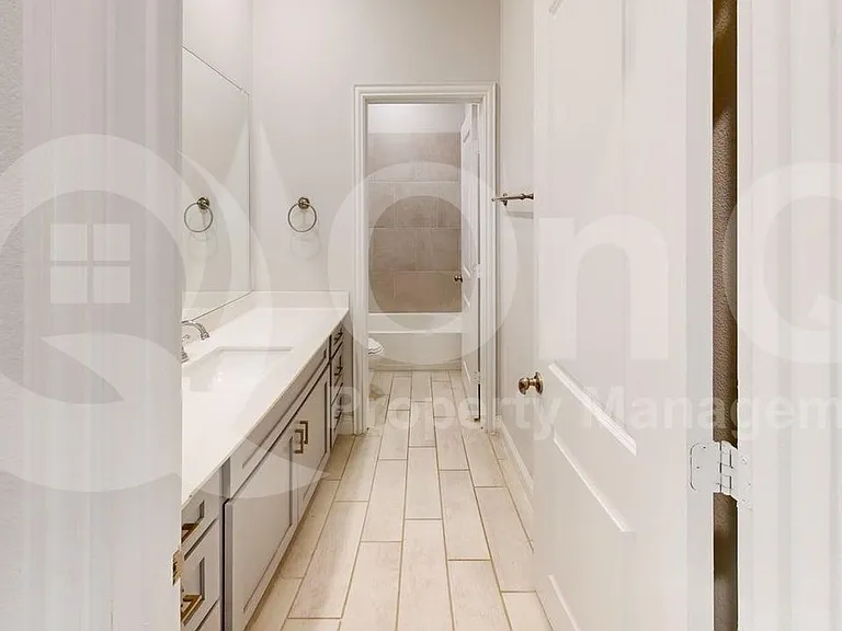 221 Santa Lucia Dr — Photo 17