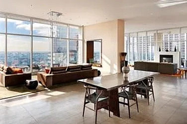 Rented by R New York