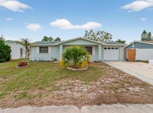 3214 Huntington Rd, Holiday, FL 34691