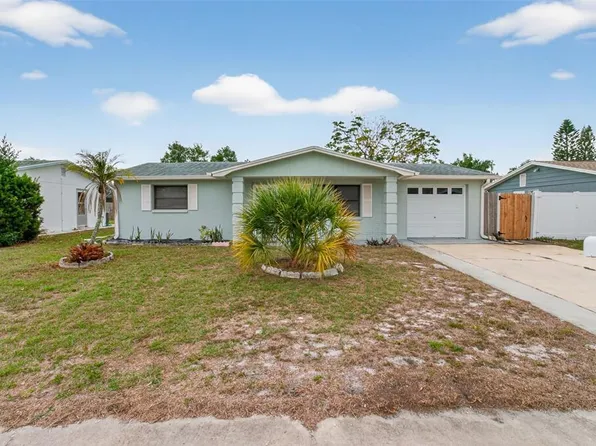 3214 Huntington Rd, Holiday, FL 34691