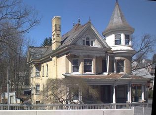404 Main St, Slatington, PA 18080